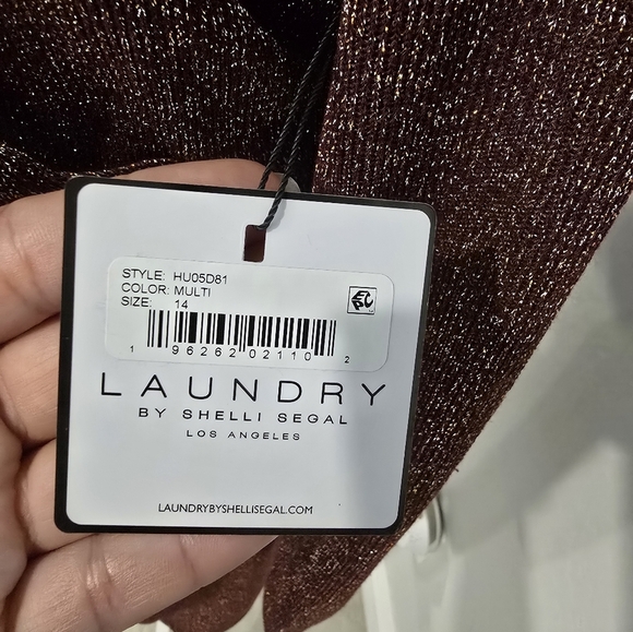 Laundry By Shelli Segal Metallic Long Sleeve Dress - Picture 5 of 8